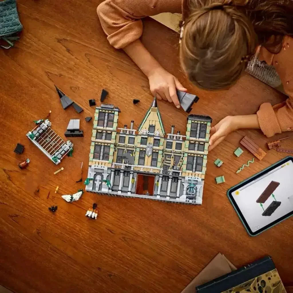 1601PCS 2025 Castle Movie Malfoy Manor Model Blocks