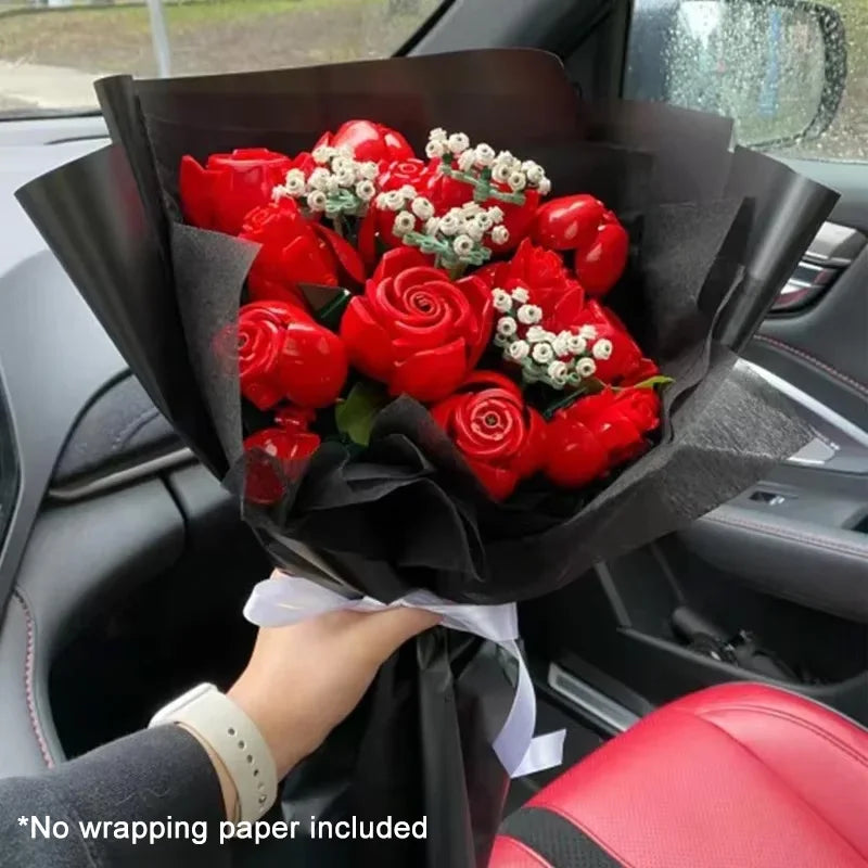 822pcs Red Roses with Baby’s Breath