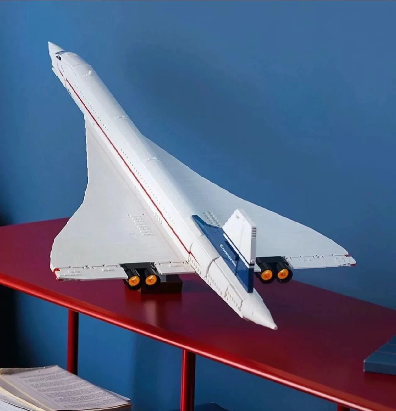 2083PCS  Airbus Concorde Building kit Supersonic Airliner technology Bricks