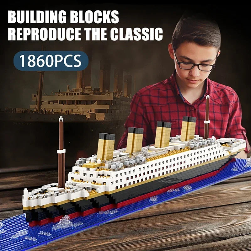 1860PCS Mini Bricks Titanic Creative Luxury Iceberg Cruise Ship Boat Wreck Set