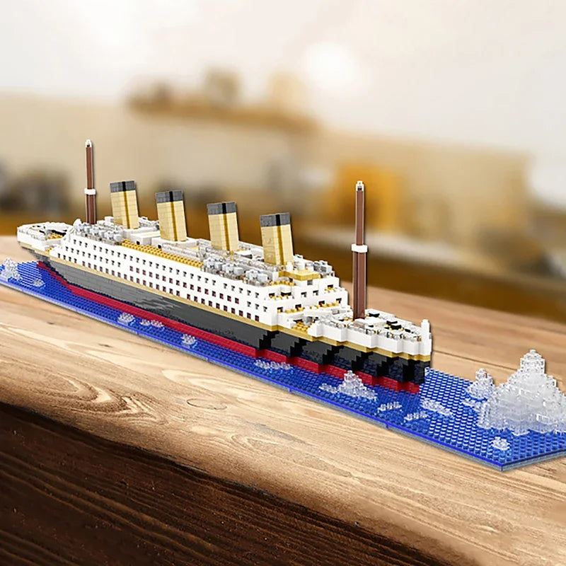 1860PCS Mini Bricks Titanic Creative Luxury Iceberg Cruise Ship Boat Wreck Set