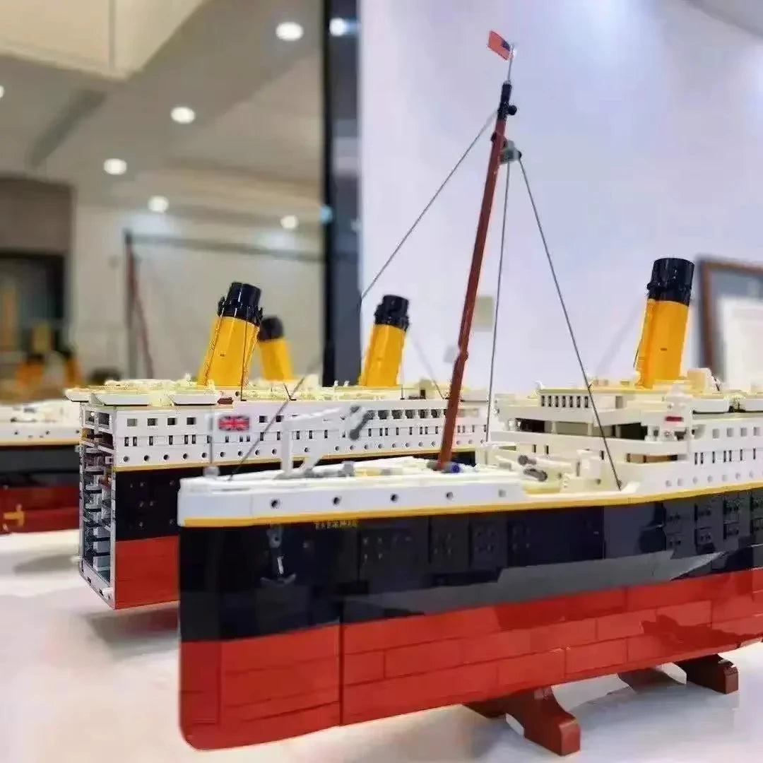 9090PCS Titanic Giant Cruise Ship Model Ship Building Blocks for Adult